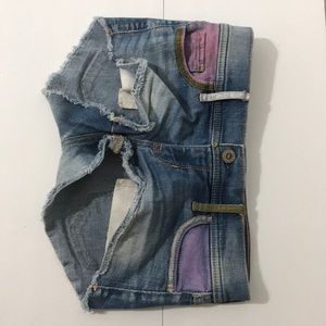 Hand painted Hollister shorts. 💜💖